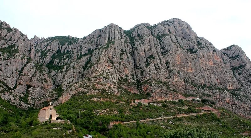 Collbató Rutas en moto desde Martorell para subir a Montserrat